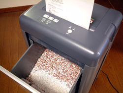 �A�_���g�V���b�v�̃Z�L�����e�B�[